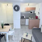 Daire T2 Cosy, Securisee, Parking Prive