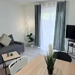 T2 Cosy, Securisee, Parking Prive * Miramont-de-Guyenne