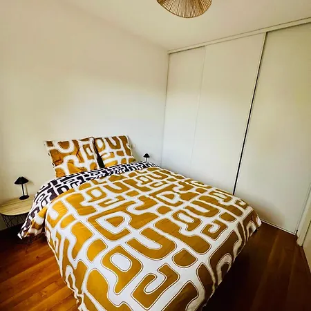 Apartment T2 Cosy, Securisee, Parking Prive *