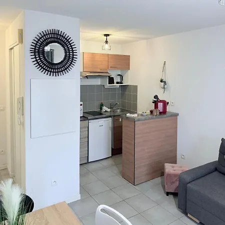 T2 Cosy, Securisee, Parking Prive