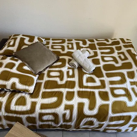 Apartment T2 Cosy, Securisee, Parking Prive