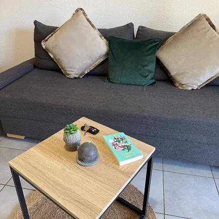 Apartment T2 Cosy, Securisee, Parking Prive Miramont-de-Guyenne