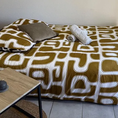 T2 Cosy, Securisee, Parking Prive شقة