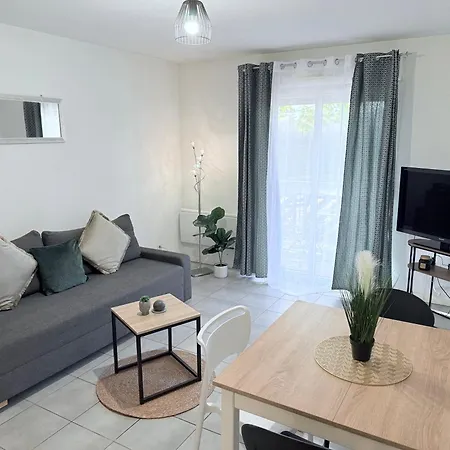 T2 Cosy, Securisee, Parking Prive Miramont-de-Guyenne