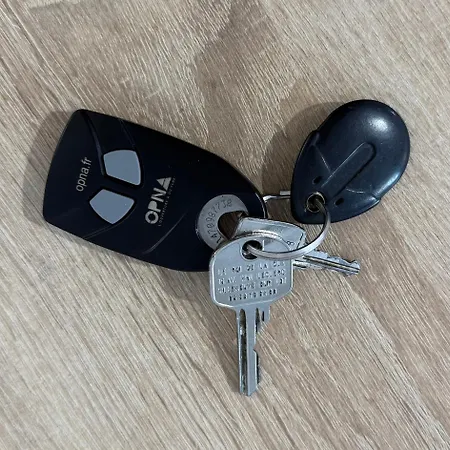 T2 Cosy, Securisee, Parking Prive *