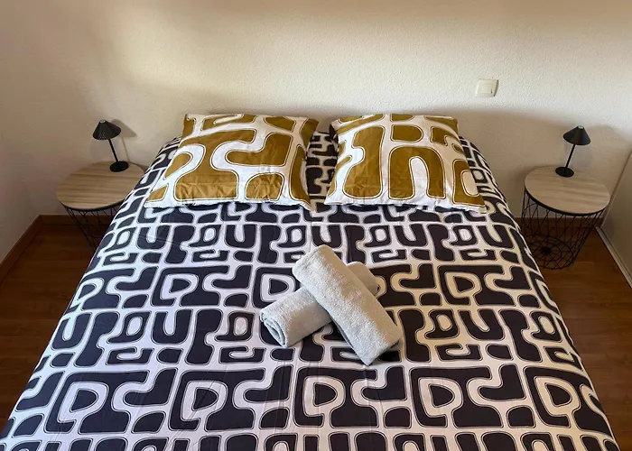 T2 Cosy, Securisee, Parking Prive * Miramont-de-Guyenne