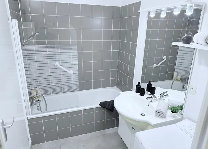 T2 Cosy, Securisee, Parking Prive Lejlighed *