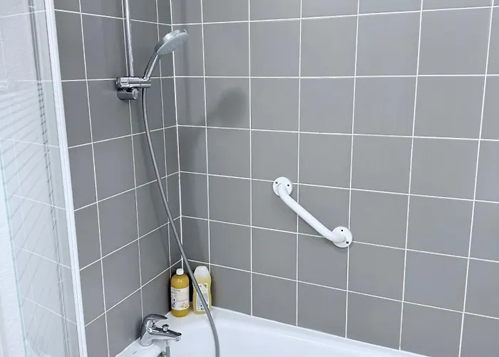 T2 Cosy, Securisee, Parking Prive Lägenhet