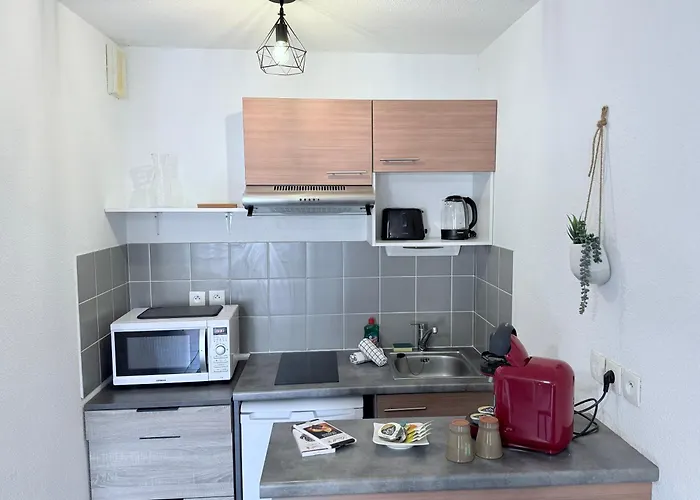 T2 Cosy, Securisee, Parking Prive