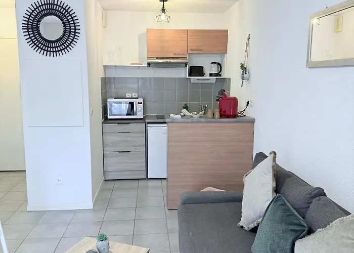 T2 Cosy, Securisee, Parking Prive *