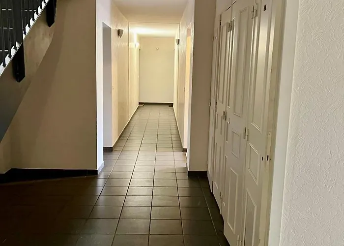 T2 Cosy, Securisee, Parking Prive