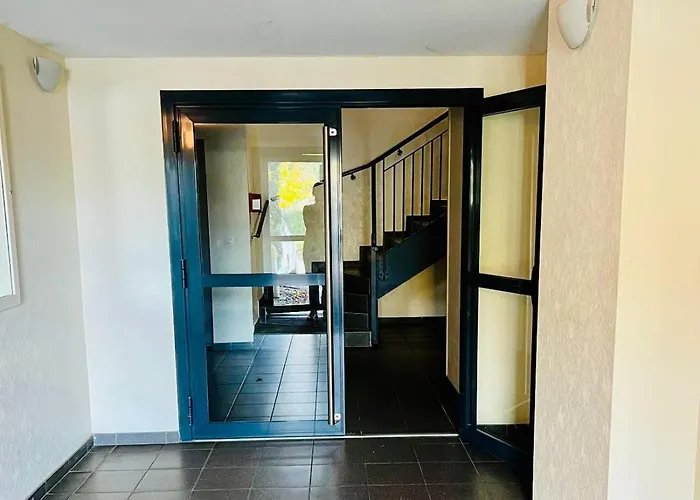 T2 Cosy, Securisee, Parking Prive * Miramont-de-Guyenne